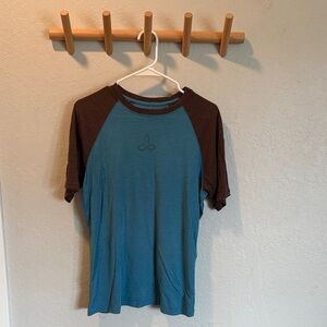 Prana Men's Teal and Brown Raglan Tee M